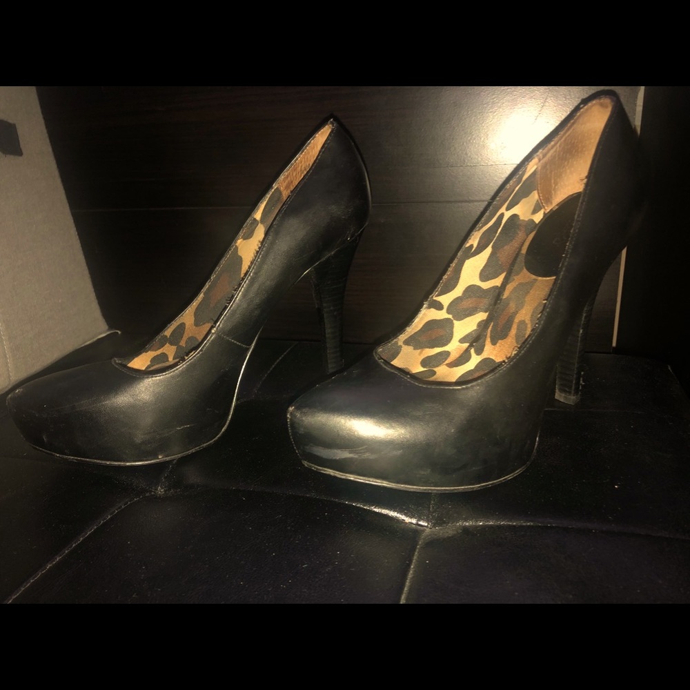 Black heels